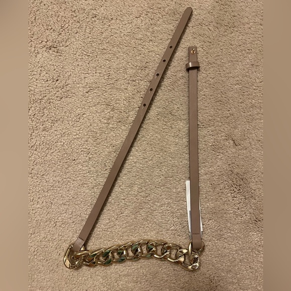 Express Chain Belt - Picture 3 of 6